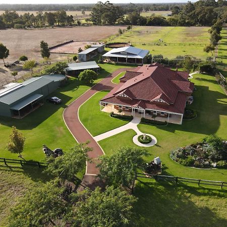 Braybrook Boutique Bed And Breakfast Serpentine Exterior photo