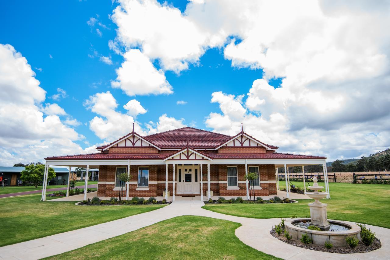 Braybrook Boutique Bed And Breakfast Serpentine Exterior photo